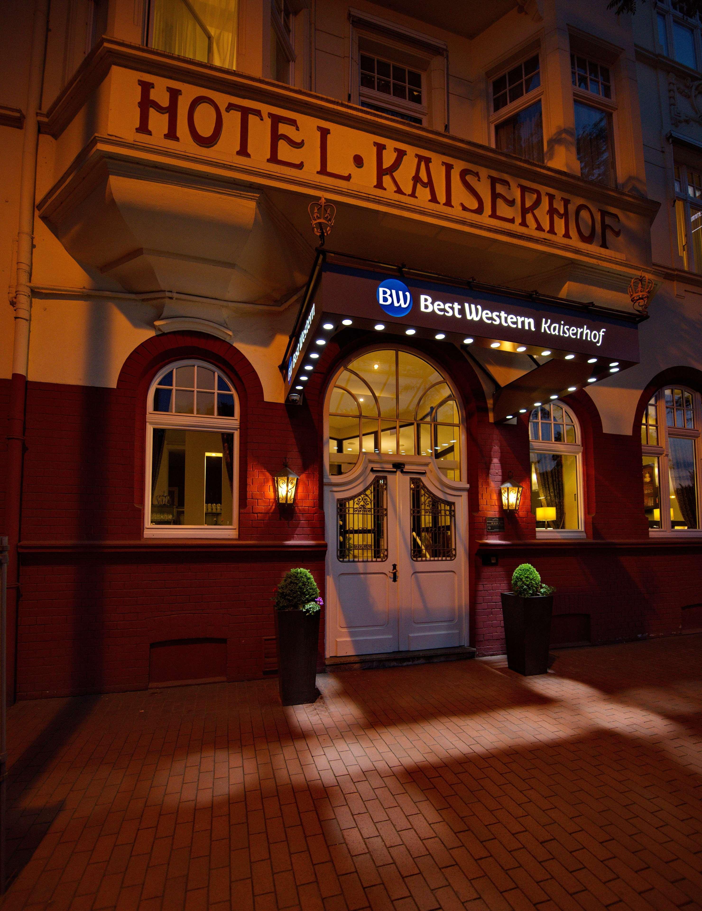 Best Western Hotel Kaiserhof Бон Екстериор снимка