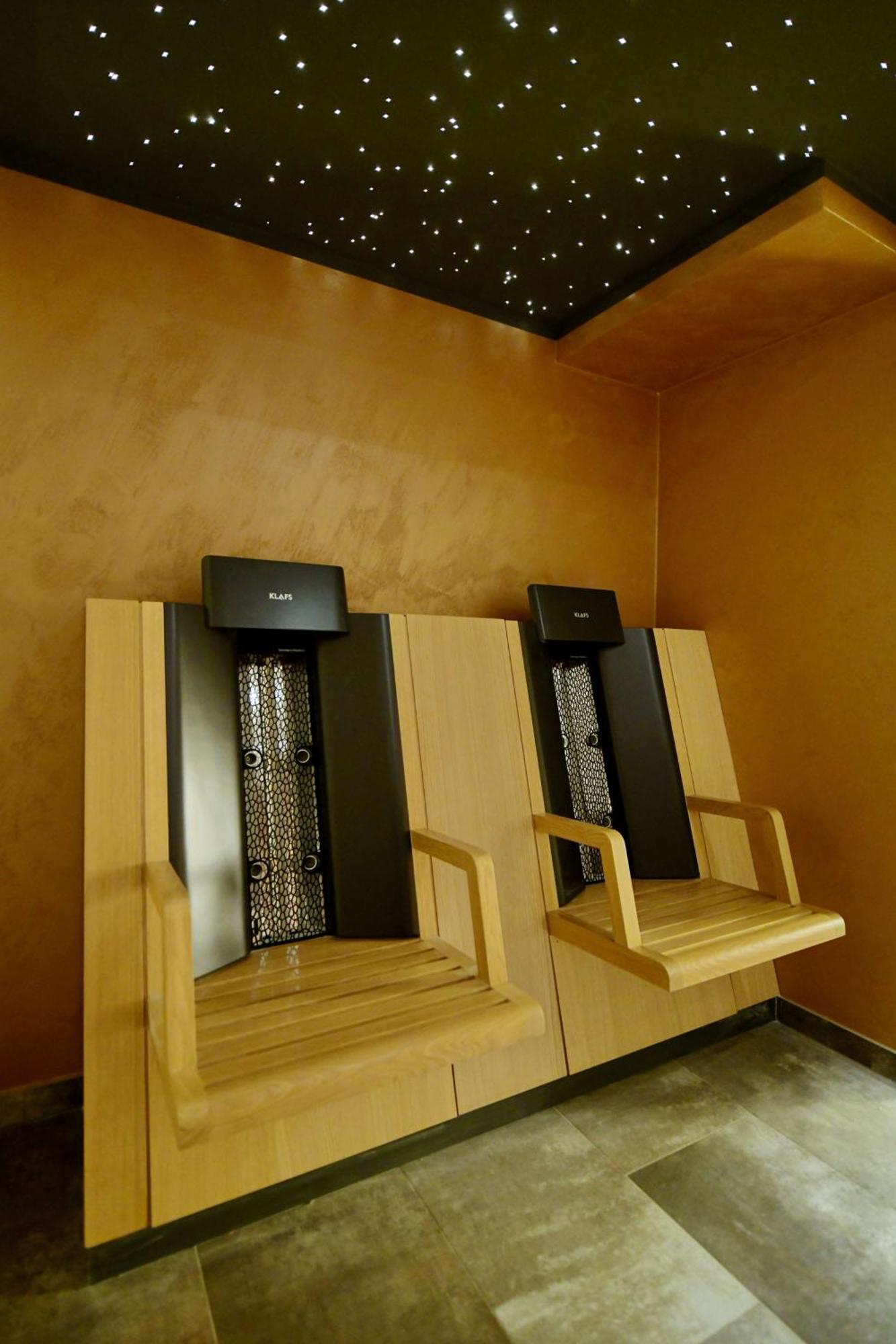 Best Western Hotel Kaiserhof Бон Екстериор снимка