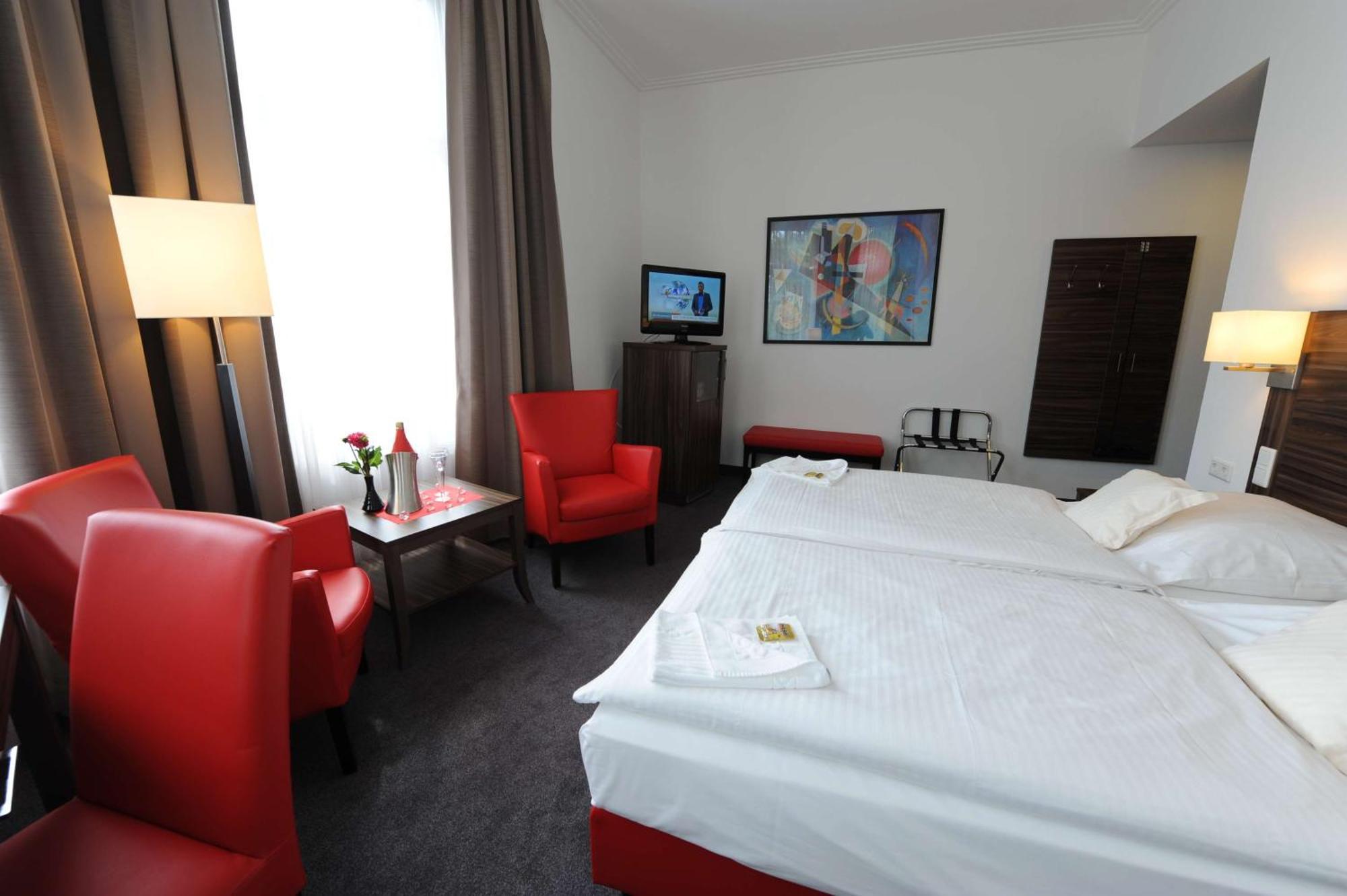 Best Western Hotel Kaiserhof Бон Екстериор снимка
