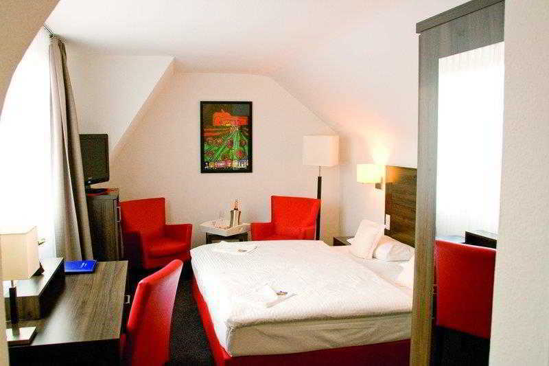 Best Western Hotel Kaiserhof Бон Екстериор снимка