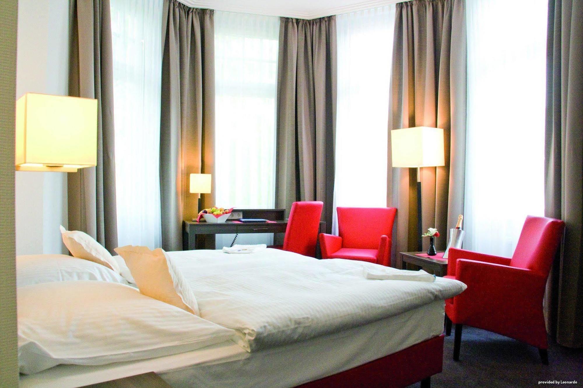 Best Western Hotel Kaiserhof Бон Екстериор снимка