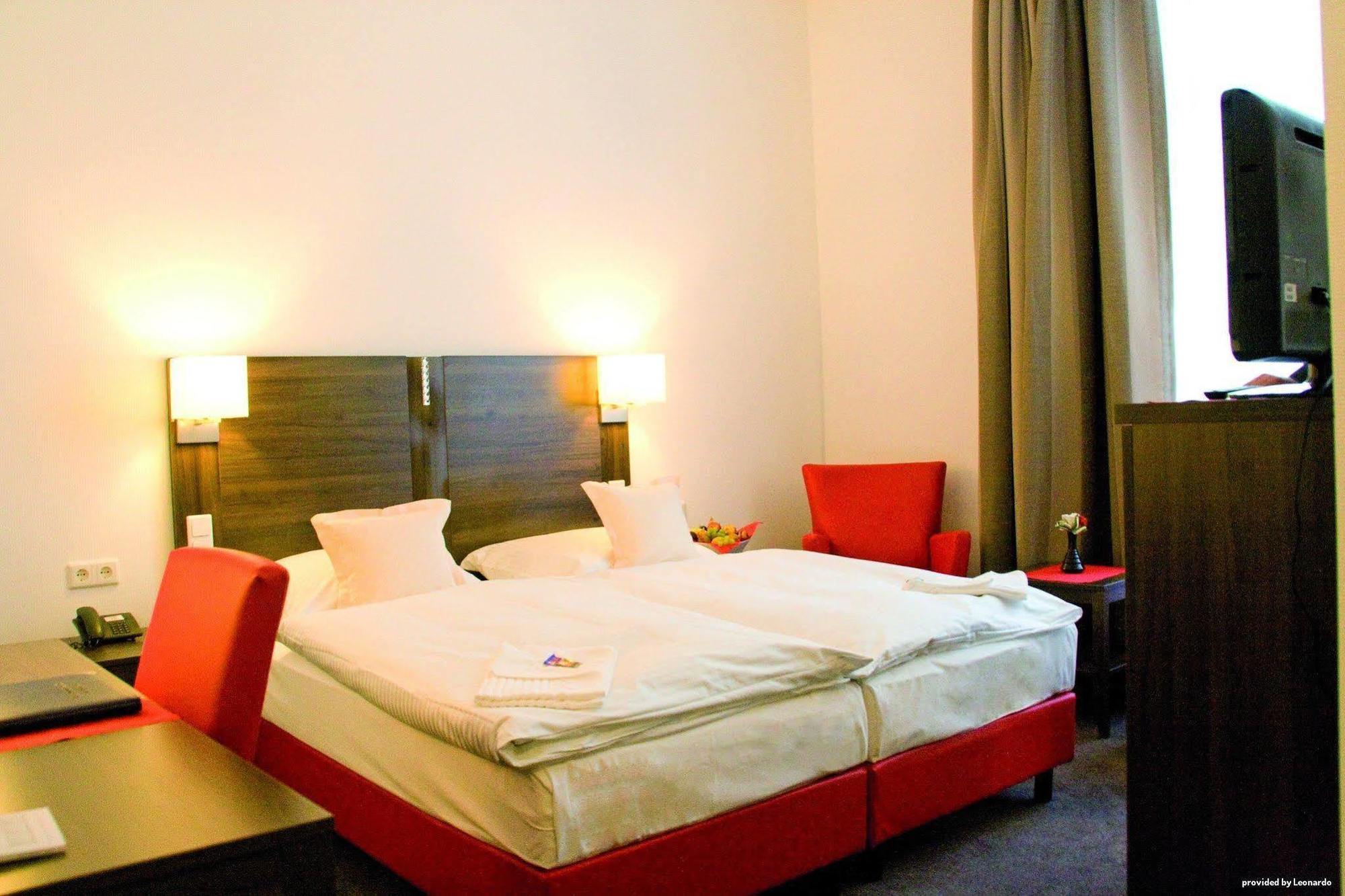 Best Western Hotel Kaiserhof Бон Екстериор снимка